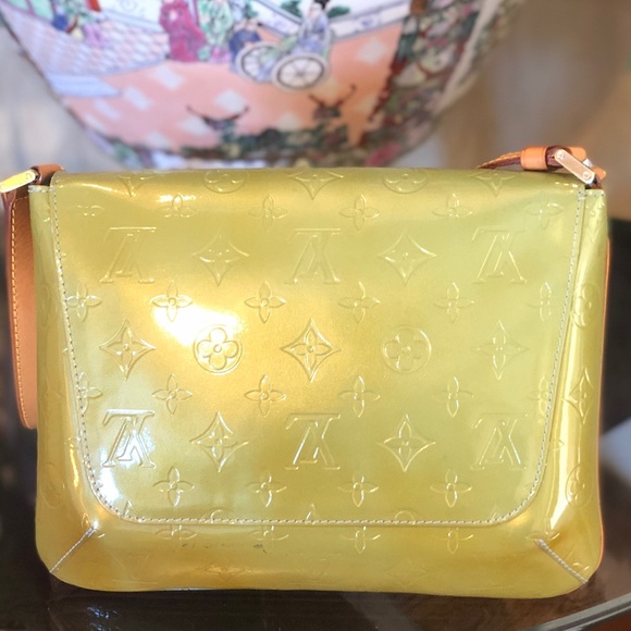 ❌SOLD 🎀CUTE🎀 Louis Vuitton shoulder bag - Picture 2 of 8